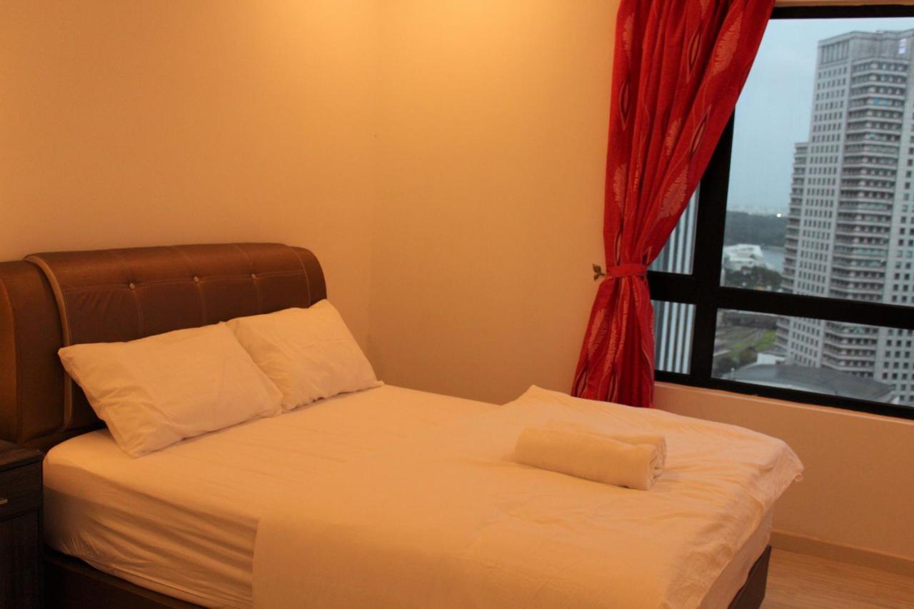Suasana Suites D'Homestay2 Jb Town Johor Bahru Exterior photo
